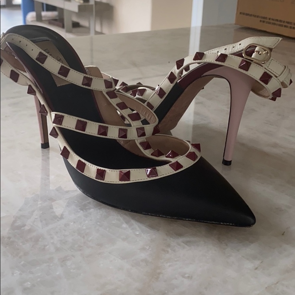 Valentino Rockstud Heels 40.5
